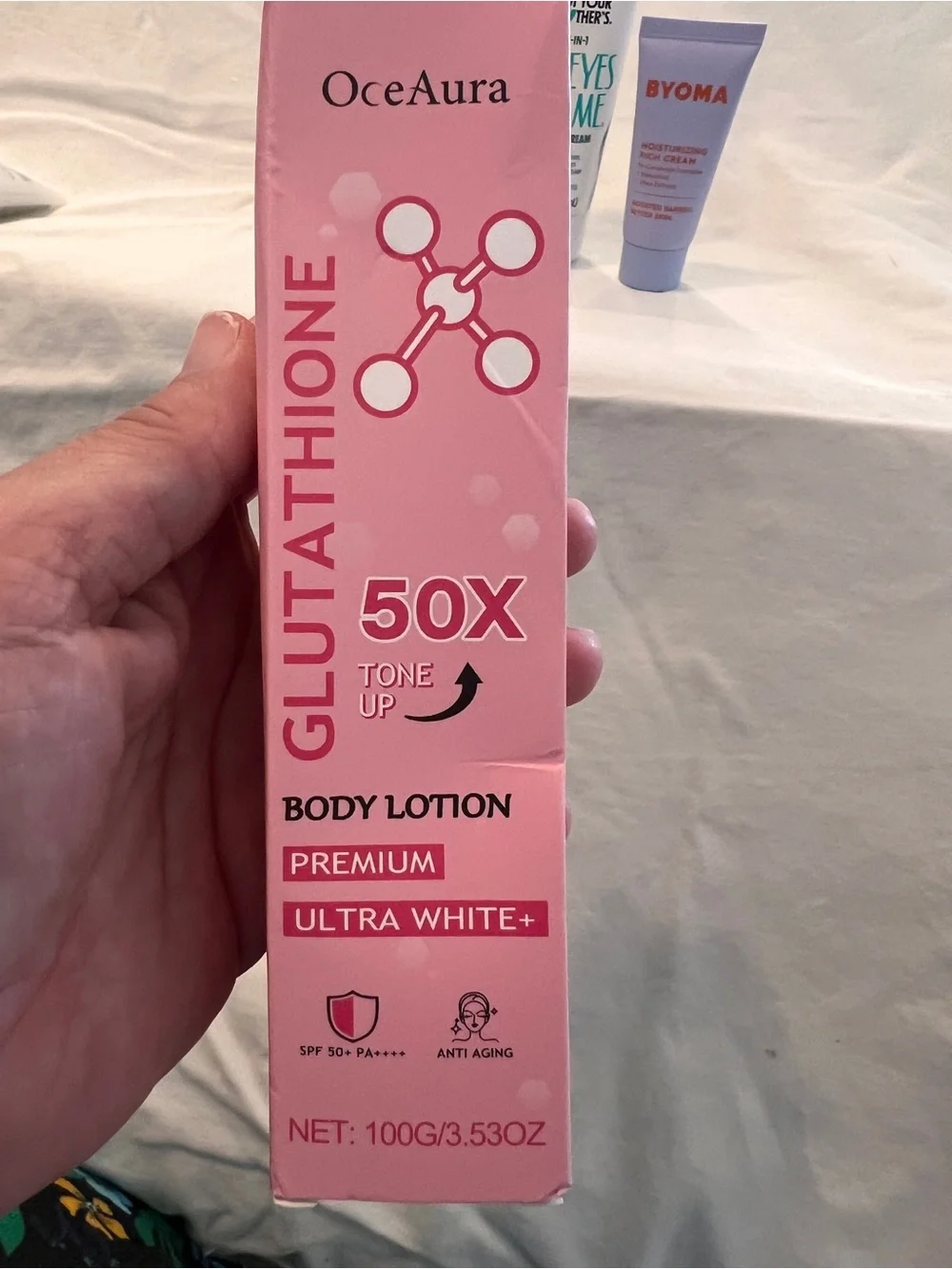 Blemish Clearing Cleanser - White/Red